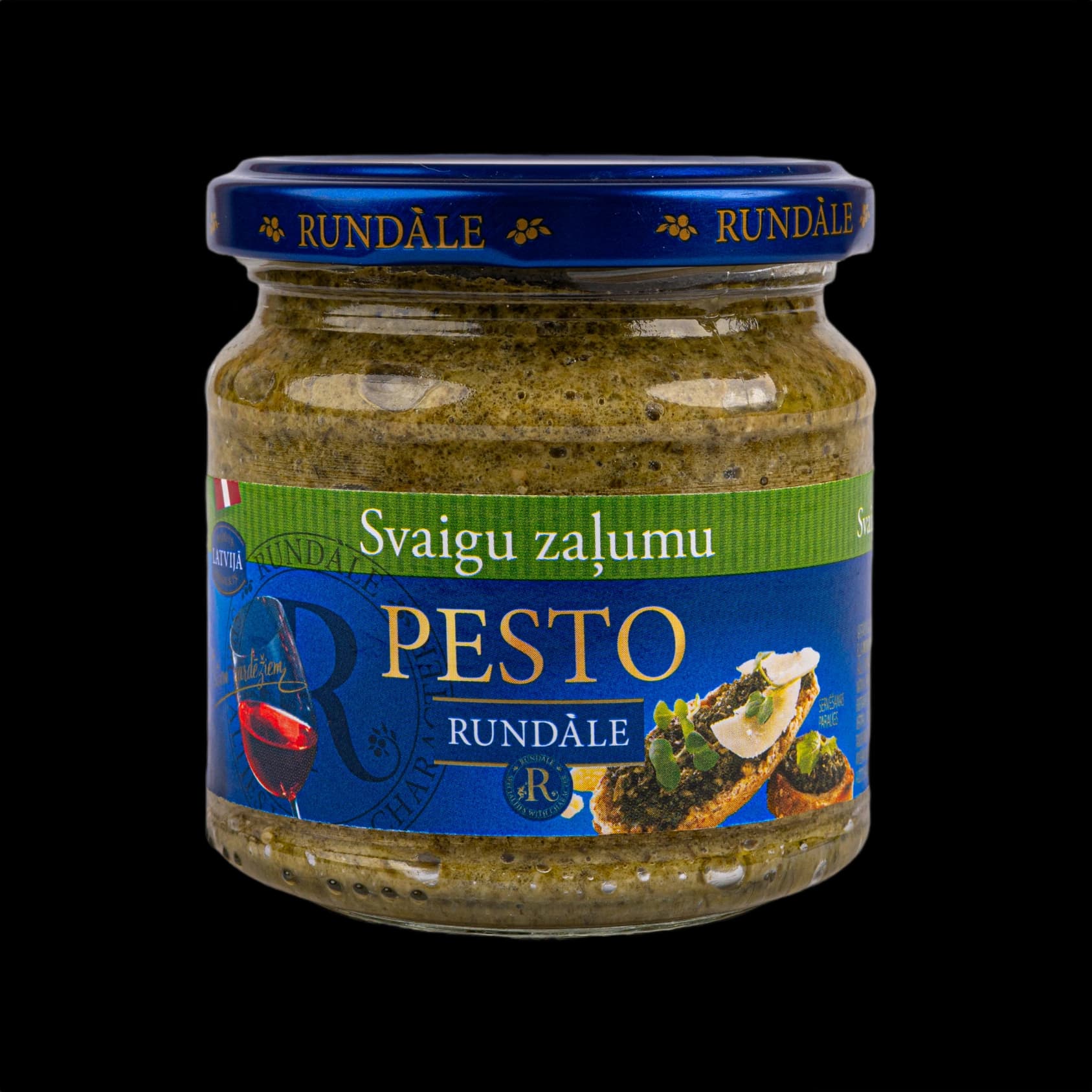 Rundāle svaigu zaļumu pesto